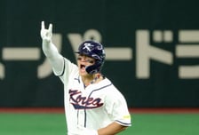 [포토]6회말 1-2 뒤집는 역전투런 김도영