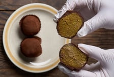 두쫀쿠 먹고 두드러기, 치아 부러져…안전 정보 '깜깜이'에 피해 쏟아져