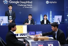 이세돌, 10년 만에 AI와 재대결…"이번엔 누가 이길까"