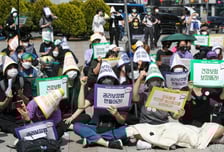 '낙태죄 위헌' 7년… 법 개정 여전히 멈춤