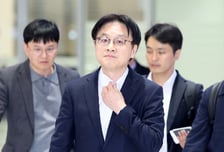 김정관 산업장관 "유가 관련 민생안정 해치면 엄정 대처"