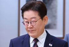 李대통령 "필요시 100조 프로그램 확대, 중앙은행 추가조치도 준비"