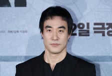 음주운전 논란→7년 만에 개봉…배성우, '끝장수사' 개봉에 "다행"