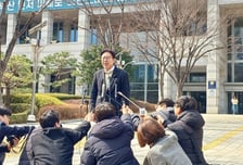 박형준 부산시장 3선 도전 "낙동강 전선 승리로 보수 지킬 것"