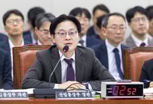 산업장관 "정유사 횡재세 논의 적극 참여…최고가 지정제 곧 발표"