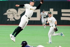 [포토]'2루훔치고 문보경 안타때 득점까지' 안현민