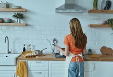 "매일 썼는데" 주방서 '이것' 없애면 암 위험 뚝…의사 조언 [1분 생활백서]