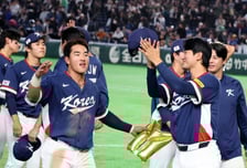 [포토]'현민에게 박수를' 고영표