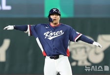 "잘해서 당하면 극찬"...WBC 8강진출에 대만팬, 문보경 SNS에 '댓글 테러'