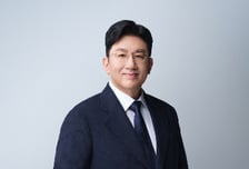 방시혁 의장 등 하이브 경영진 6인, 빌보드 글로벌 파워 플레이어스 선정