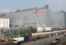 SK하이닉스, 메모리 공급 제한적… 판가 강세 전망-DB증권