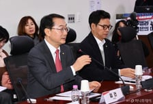 김건, 정부 '평화선언' 추진에 "비핵화 대화 환경 조성이 먼저"