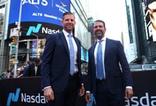 트럼프 장·차남 또 '아빠찬스'…드론기업 美 상장, 국방조달 기대