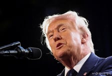 푸틴 돈줄 풀리나...트럼프, 러시아 원유 수출제재 완화 검토