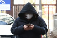 포르쉐 운전자에 약물 건넨 공범 구속…"증거인멸·도망 우려"