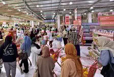 하이브리드 적중… 롯데마트 인니 마타람점 매출 60% ↑