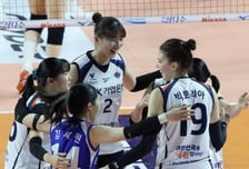 [포토] 빅토리아, 인천역전작전 가보자