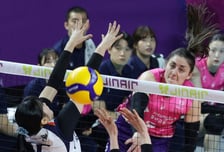 [포토] 피치 '완벽하게 뚫었다'