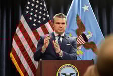 美 국방 "오늘 가장 강도 높게 이란 공격…훨씬 더 큰 타격"