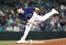 韓 대표팀 천군만마 '손주영→오브라이언' 美 현지서 곧바로 전격 합류하나, 오늘(11일) 또 160㎞ 폭발! 몸 상태는 완벽하다 [WBC]