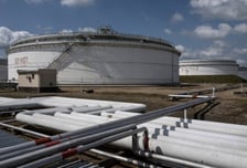 "IEA, 역대 최대규모 비축유 방출 제안"…국제유가 뚝↓