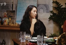 소유, 기초생활수급자 고백…"집안 형편 어려워, 집 털리기도"