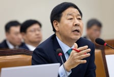 구윤철 "석유 최고가제, 1800원 수준 적정"