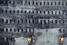 '175명 참사' 이란 초교 폭격, 트럼프 발뺌에도...미군 "표적 오류 가능성"