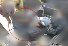 [영상]"만지면 안돼?" 6살 여아 추행한 노인, 엄마도 폭행..."지옥같은 3년"