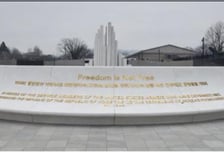 강윤진 보훈차관, 디솜브리 美차관보와 주한미군 전사자 추모비 헌화