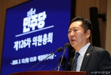 '李공소취소 거래설' 공방…與 "강력 대응" vs 野 "특검해야"