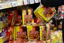 오뚜기, 라면·식용유 가격 약 6% 인하…물가 안정에 동참