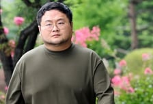 "쯔양 사생활 폭로" 돈 뜯은 구제역 죗값..."징역 3년" 대법서 확정