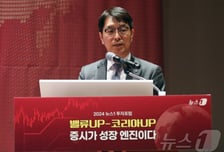 신한라이프 '톱3' 됐지만 배당은 '스톱'…재무통 CEO의 전략은?