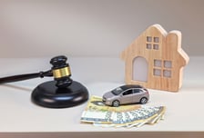 엄마 숨지자 "여보라 부르며 동거" 돌변...재산 노리는 엄마 남친