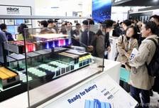 아흔살 회장님 폭풍질문, 中 기업 러브콜…재도약 노리는 K배터리