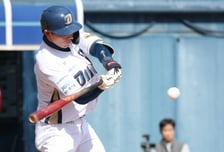 [포토] 신재인 '공이 멈췄다'