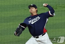 1회만 좋았던 류현진, 1⅔이닝 3실점 조기 강판→사실상 국대 마지막 등판 끝났다