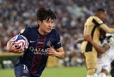 '대박' 이강인, EPL 12위팀 간다! 뉴캐슬 "게임 체인저 모셔오자" 영입 총력전... 토트넘·ATM까지 '인기폭발'