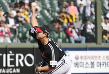 [포토] 백승현 '피뢰침 역투'