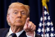 이란 돈줄 '하르그섬' 때린 트럼프 "종전 의향 없다...재미삼아 또 공격할 수도"