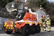 "영웅의 방패" 이유있는 자부심...현대차 '소방로봇' 영상, 3000만뷰 인기