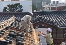 지붕 누수·기와 유실 잡는다…서울시, 한옥 수선비 최대 600만원 지원