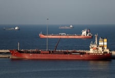 3주째 전쟁 '초강경' 이란, "적국 아니면 호르무즈 통과" 진짜 이유