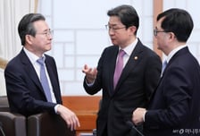 김용범 靑 정책실장, 주말 관계부처 회의 소집…추경 '속도전'