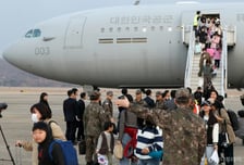 '10여국 협조'…李대통령, 국민 204명 귀환 후 "노고에 무한 경의"