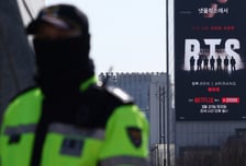 BTS 공연 '꼼수 관람' 막는다…빌딩 31곳 통제·하객은 별도 검색