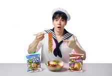 BTS '진' 빈자리 노리는 허경환..."오뚜기 새 모델, 바로 이맛 아닙니까"