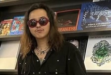 '병역법 위반' 재판 미루더니…송민호, 영화  VIP 시사회서 포착