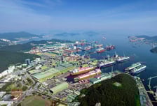 삼성중공업, '로봇 배관 공장' 가동…"제조 경쟁력 업그레이드"